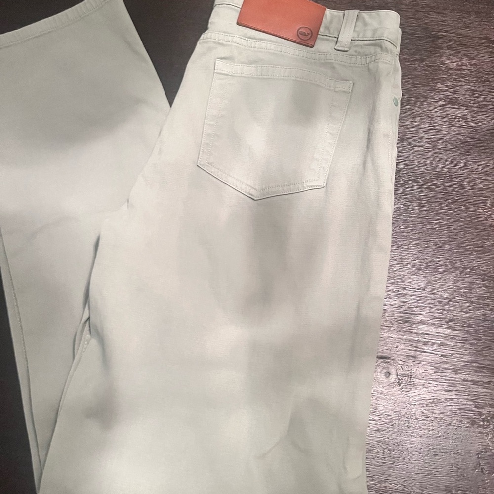 Vineyard Vines Kids Casual Pants in Light Gray